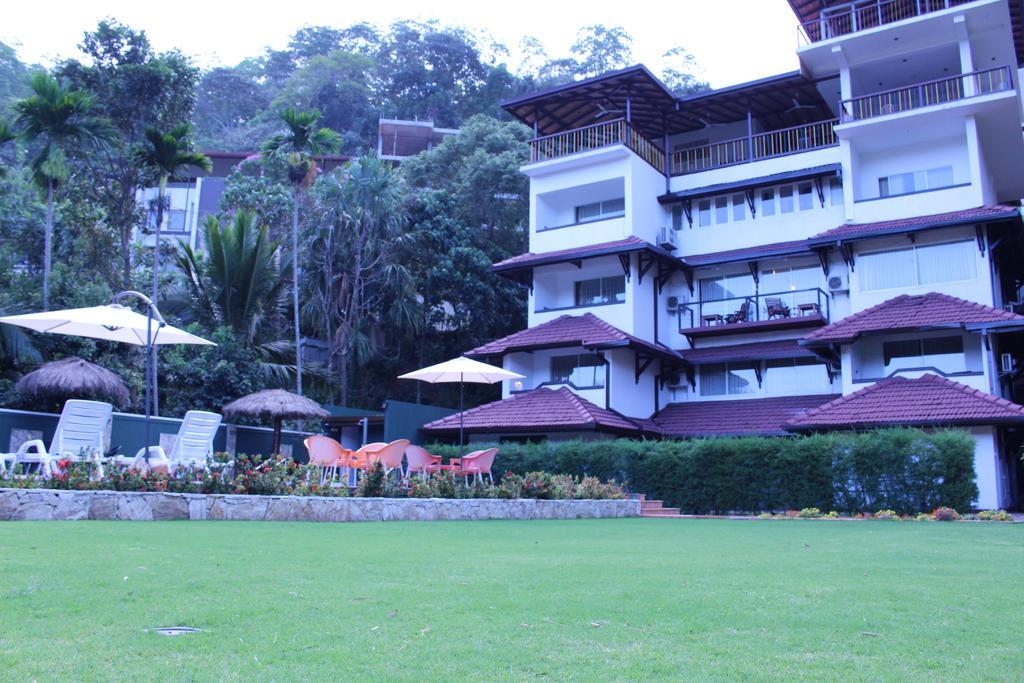 Hotel Kandyan Exterior foto